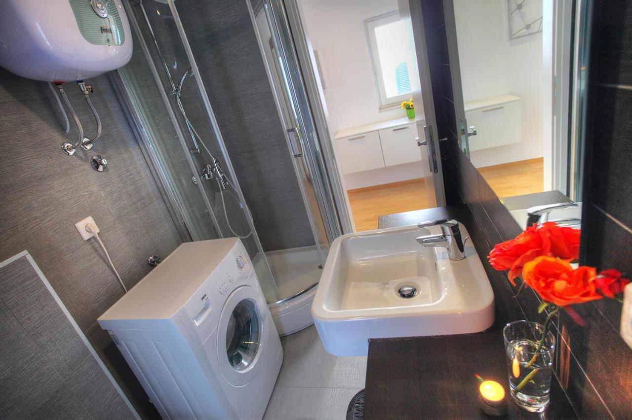 Casa Marina Apartments 시베니크 외부 사진