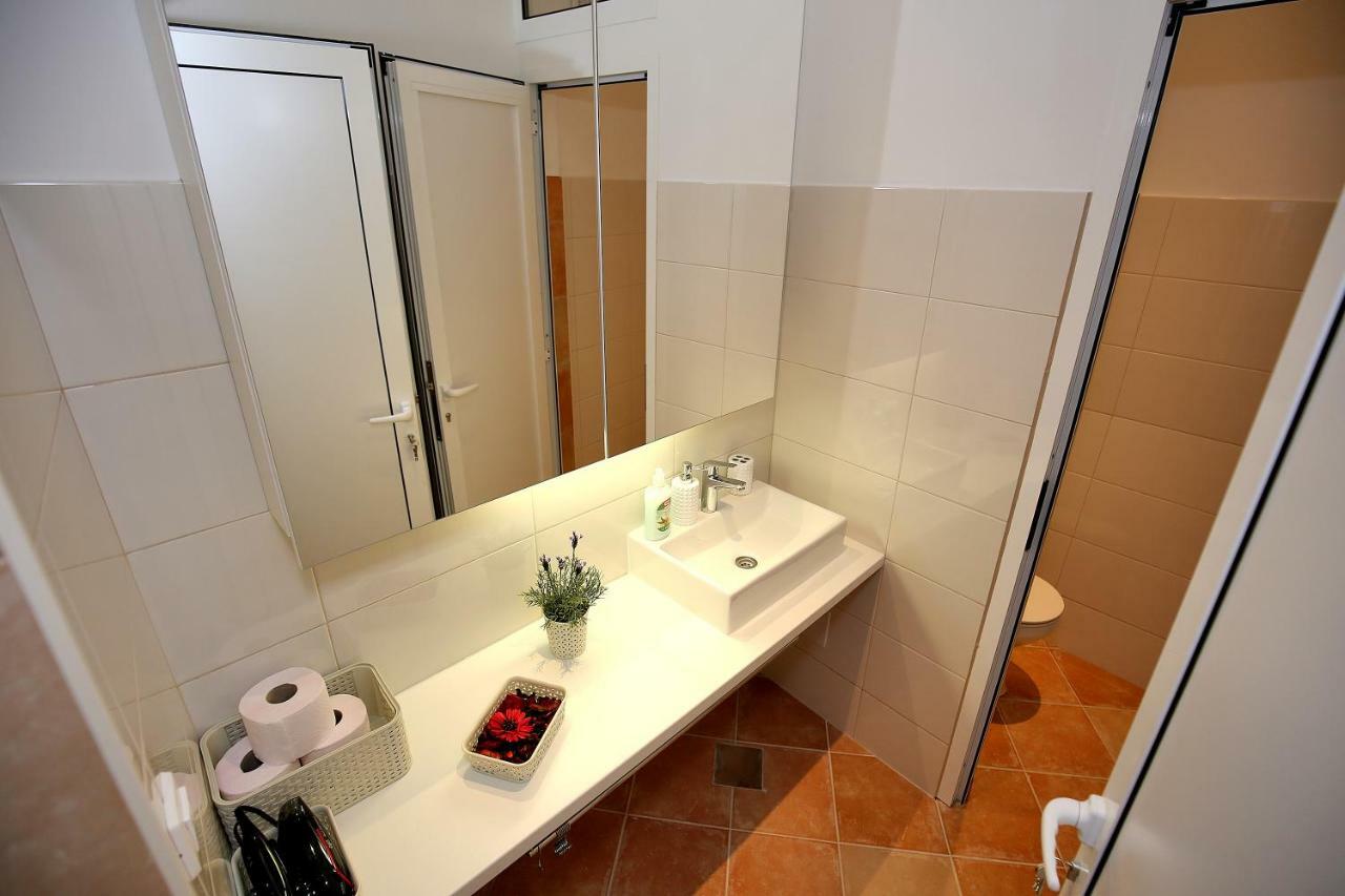 Casa Marina Apartments 시베니크 외부 사진